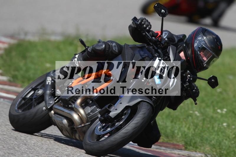 Archiv-2025/11 29.04.2025 PROMAX ADR/Gruppe gruen/131